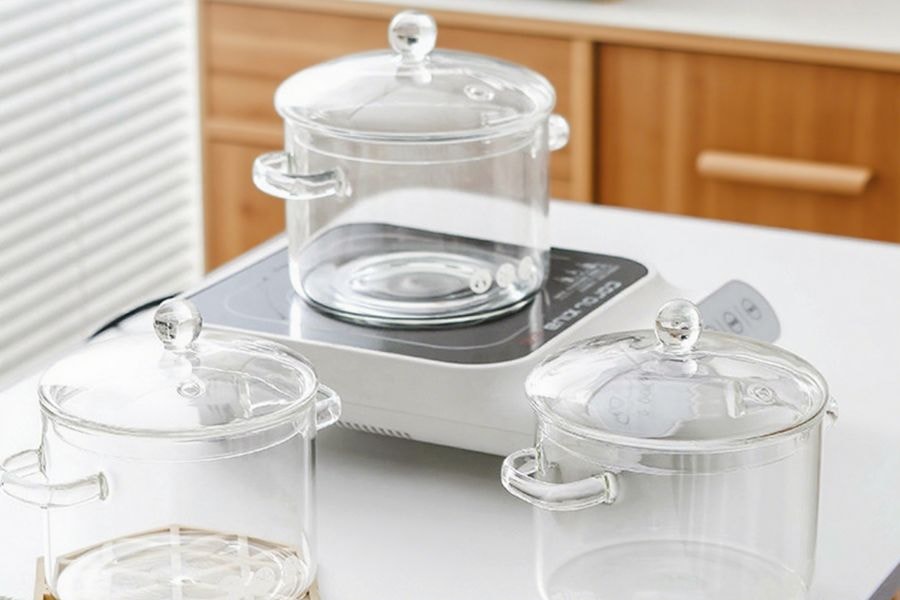 Borosilicate glass cookware